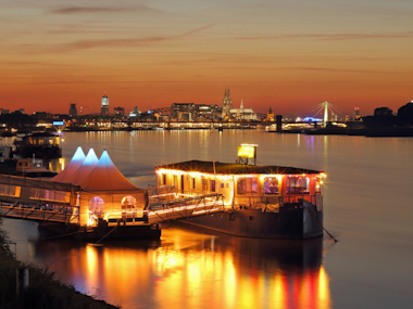 Saturday Party Boat & Unlimited Drinks in Cologne